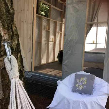 Kamp alanı Caloroczne Lesne Pod Chmurka - Zawsze Na Wylacznosc *